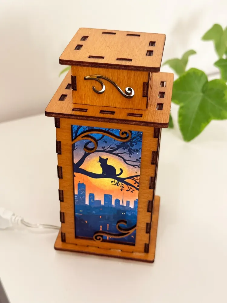 Cat On the Tree City Night Lamp Lantern