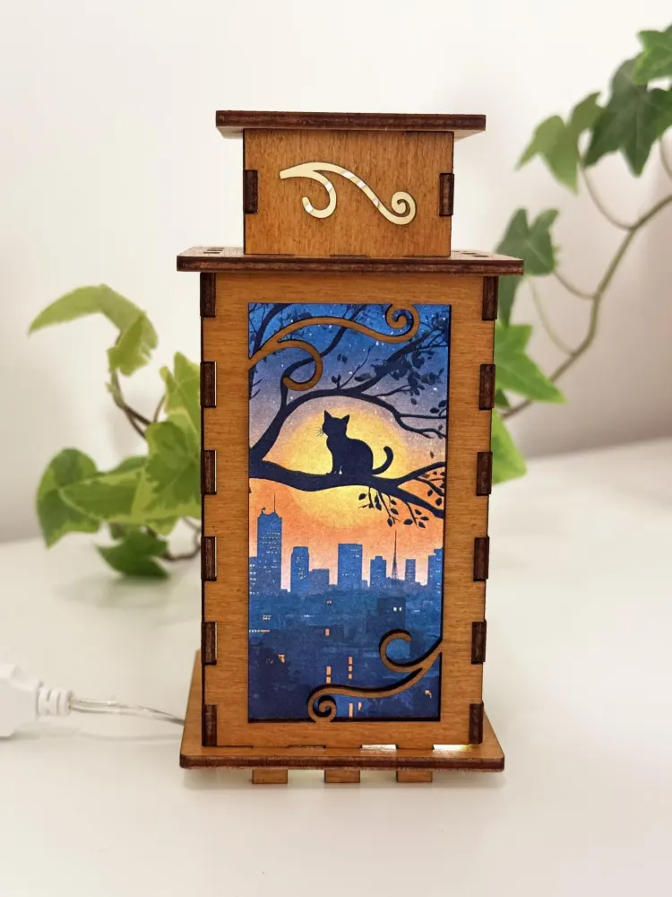 Cat On the Tree City Night Lamp Lantern